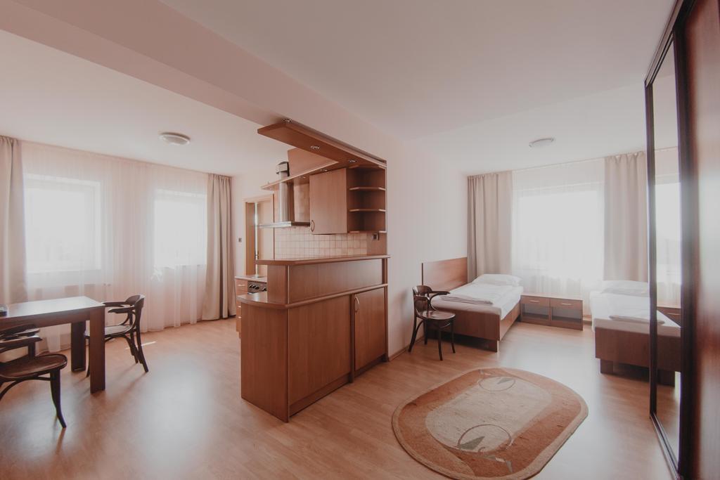 Hotel Cesarski - Kaiserhof 기지크코 외부 사진